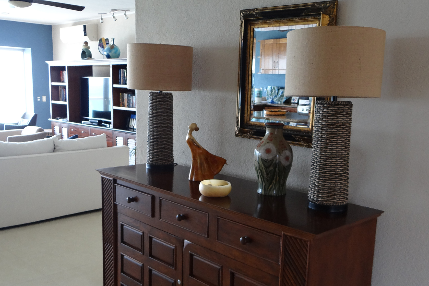 Bill payment (as needed) o CFE, Telmex, Property Tax, Bank Trust, etc. 